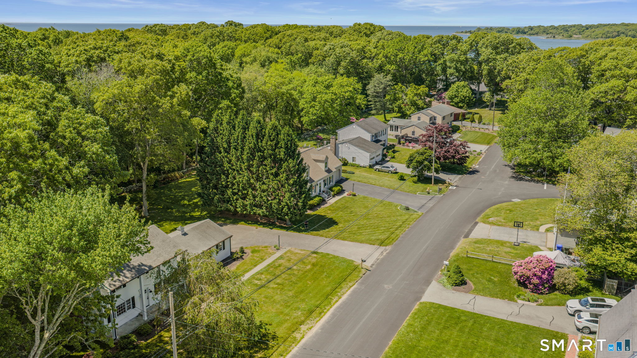 87 Colony Road