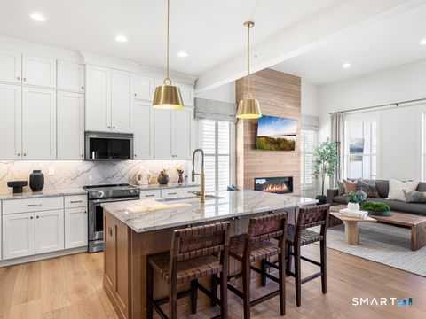 Photo of 14 Holly Ridge Way #Lot 85, Danbury, CT 06810 (MLS # 24164627)