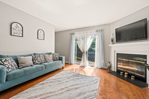 81 woodland Ridge 36 Meriden CT 06450