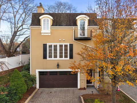 19 Thermos Avenue 7 Norwich CT 06360