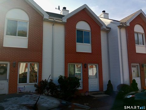 Tiny photo for 585 Park Road #10-4, Waterbury, CT 06708 (MLS # 24165224)