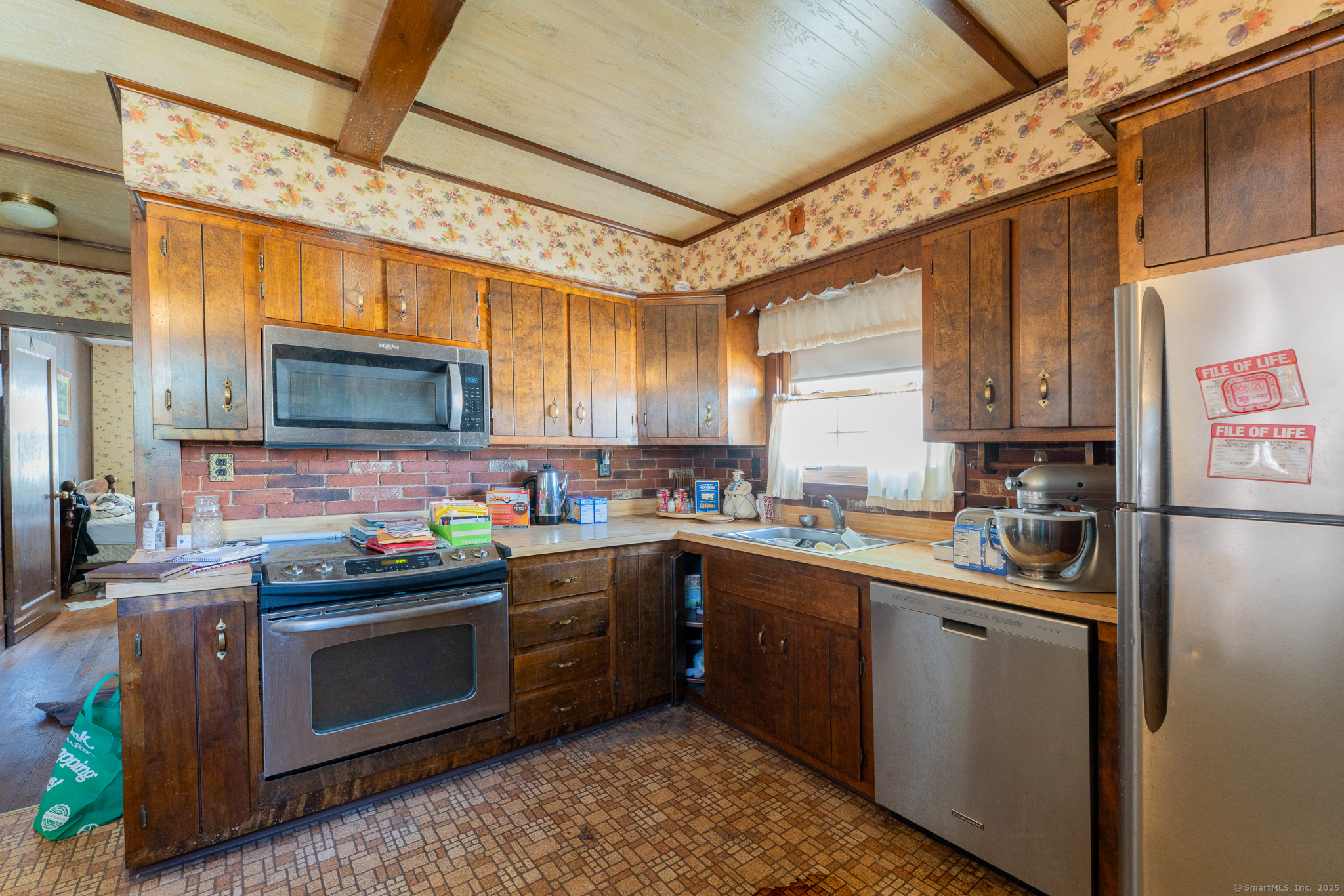 64 Foxcroft Drive, Manchester, Connecticut image 6