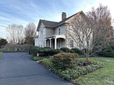 Photo of 179 Verna Hill Road, Fairfield, CT 06824 (MLS # 24142608)