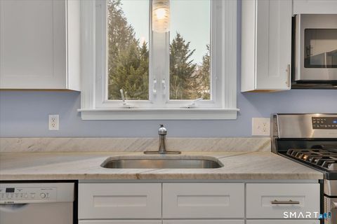 Tiny photo for 124 Lincoln Street, Hamden, CT 06518 (MLS # 24147421)