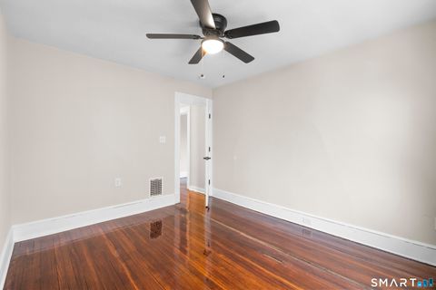 Tiny photo for 30 Washington Manor Avenue, West Haven, CT 06516 (MLS # 24157904)