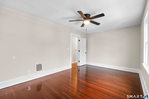 Tiny photo for 30 Washington Manor Avenue, West Haven, CT 06516 (MLS # 24157904)