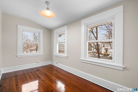 Tiny photo for 30 Washington Manor Avenue, West Haven, CT 06516 (MLS # 24157904)