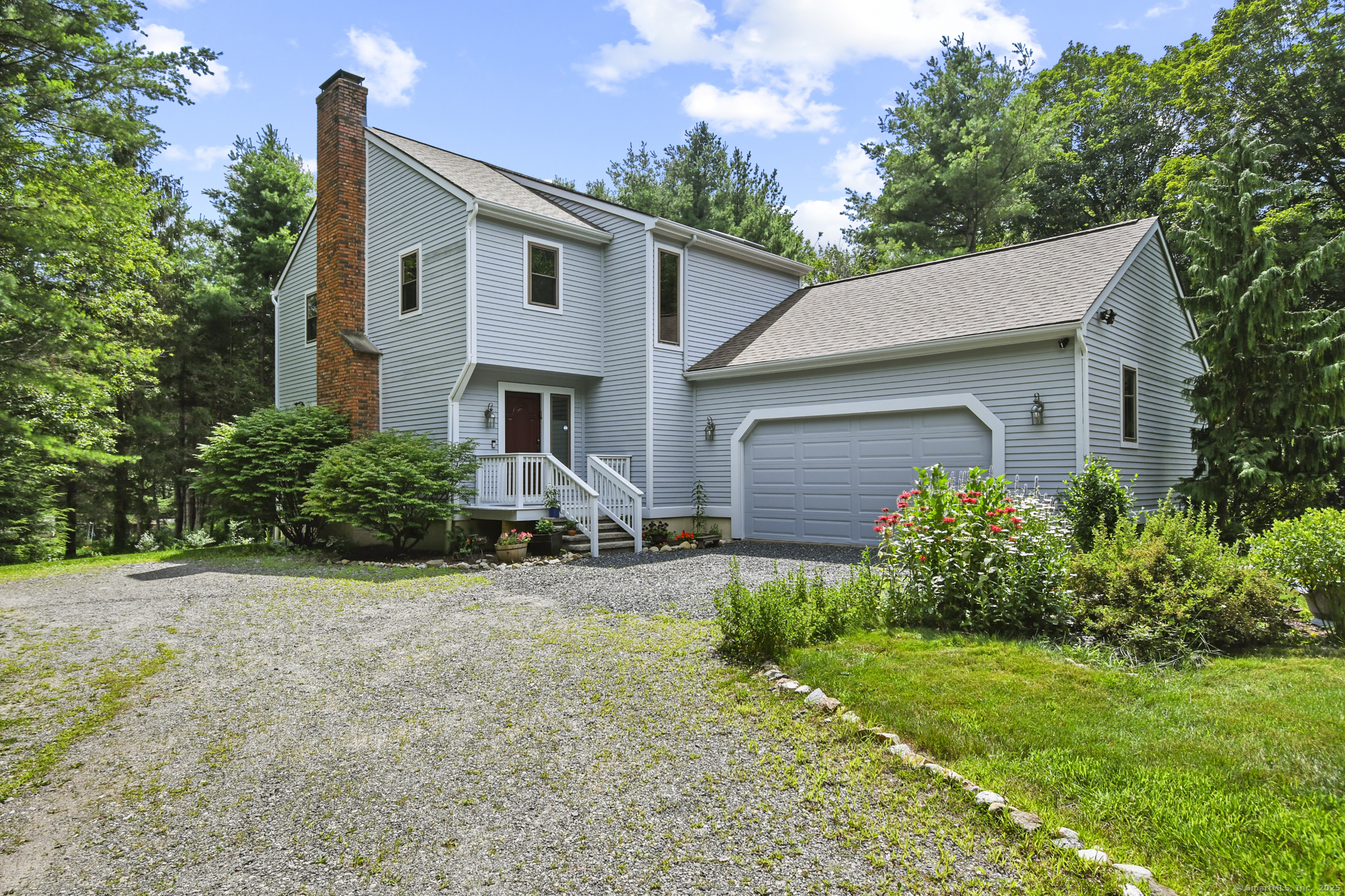 127 Weldon Court