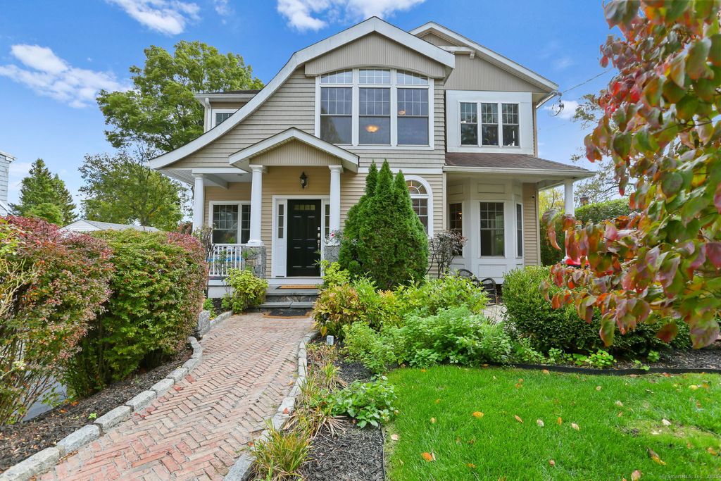 Photo of 25 Country Road #25, Fairfield, CT 06824 (MLS # 24134028)