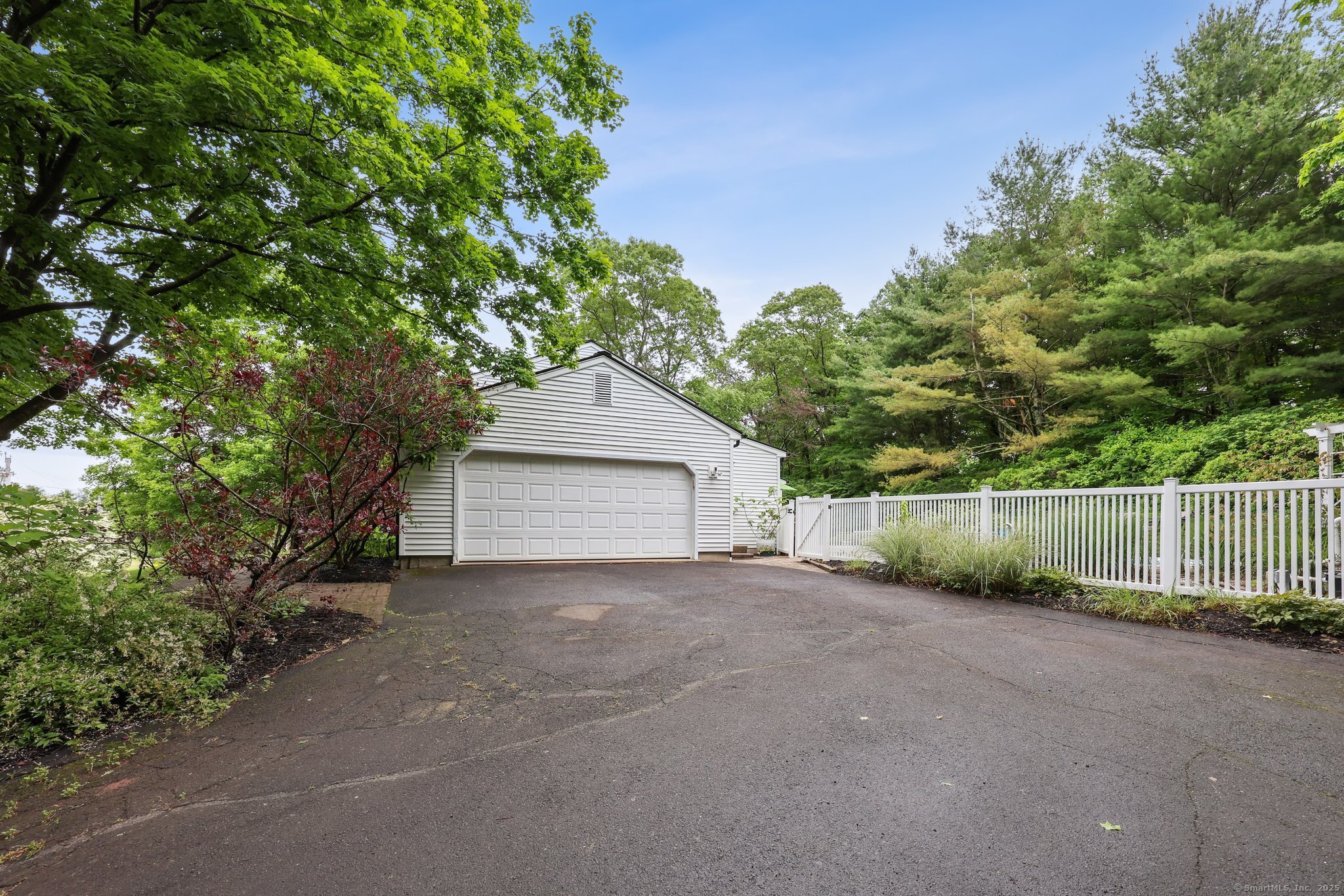 25 New England Drive, Wallingford, Connecticut image 28