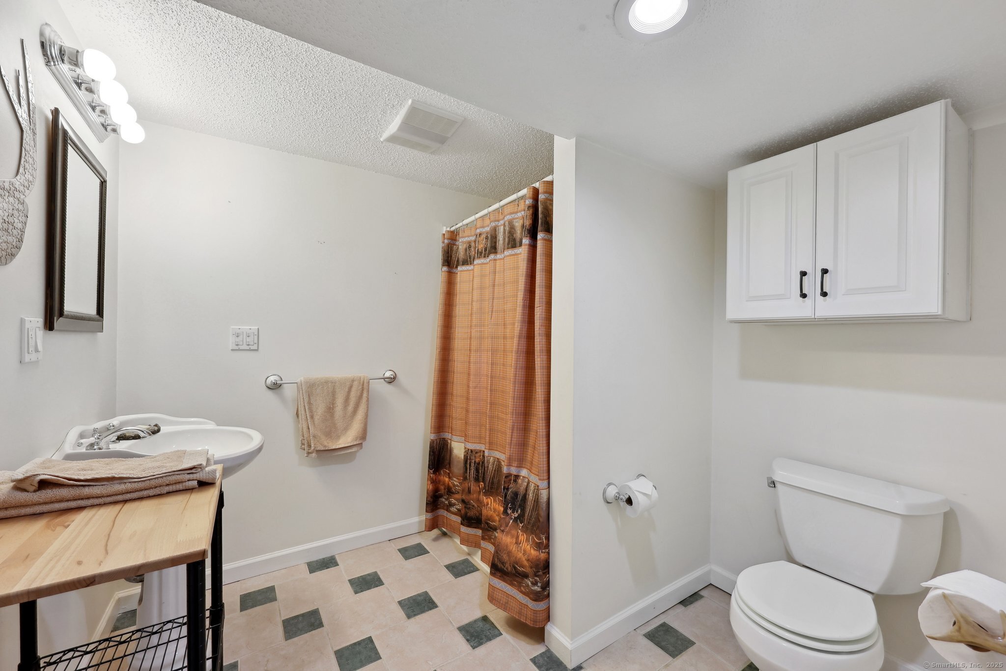 25 New England Drive, Wallingford, Connecticut image 13