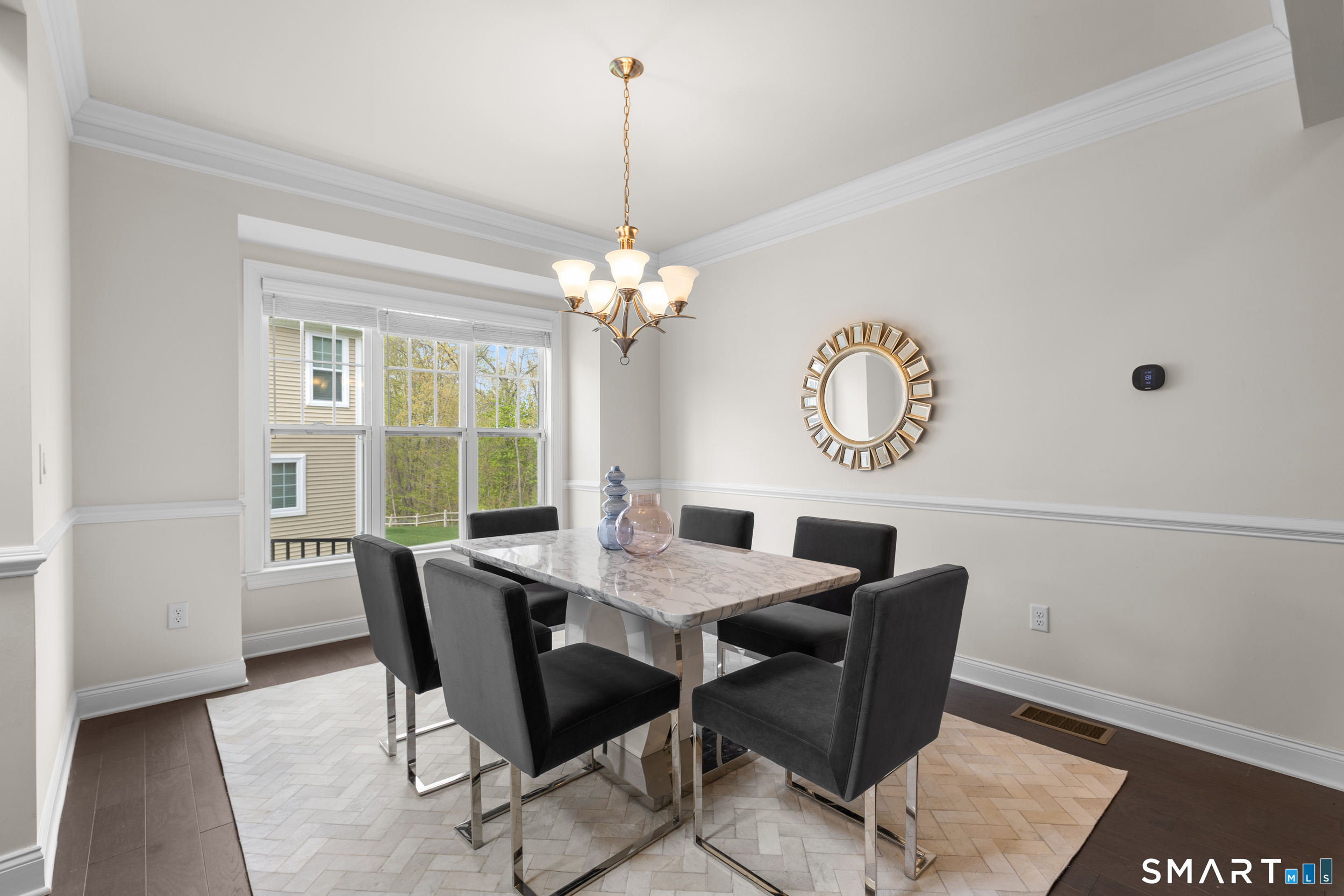 16 Hunting Ridge Lane