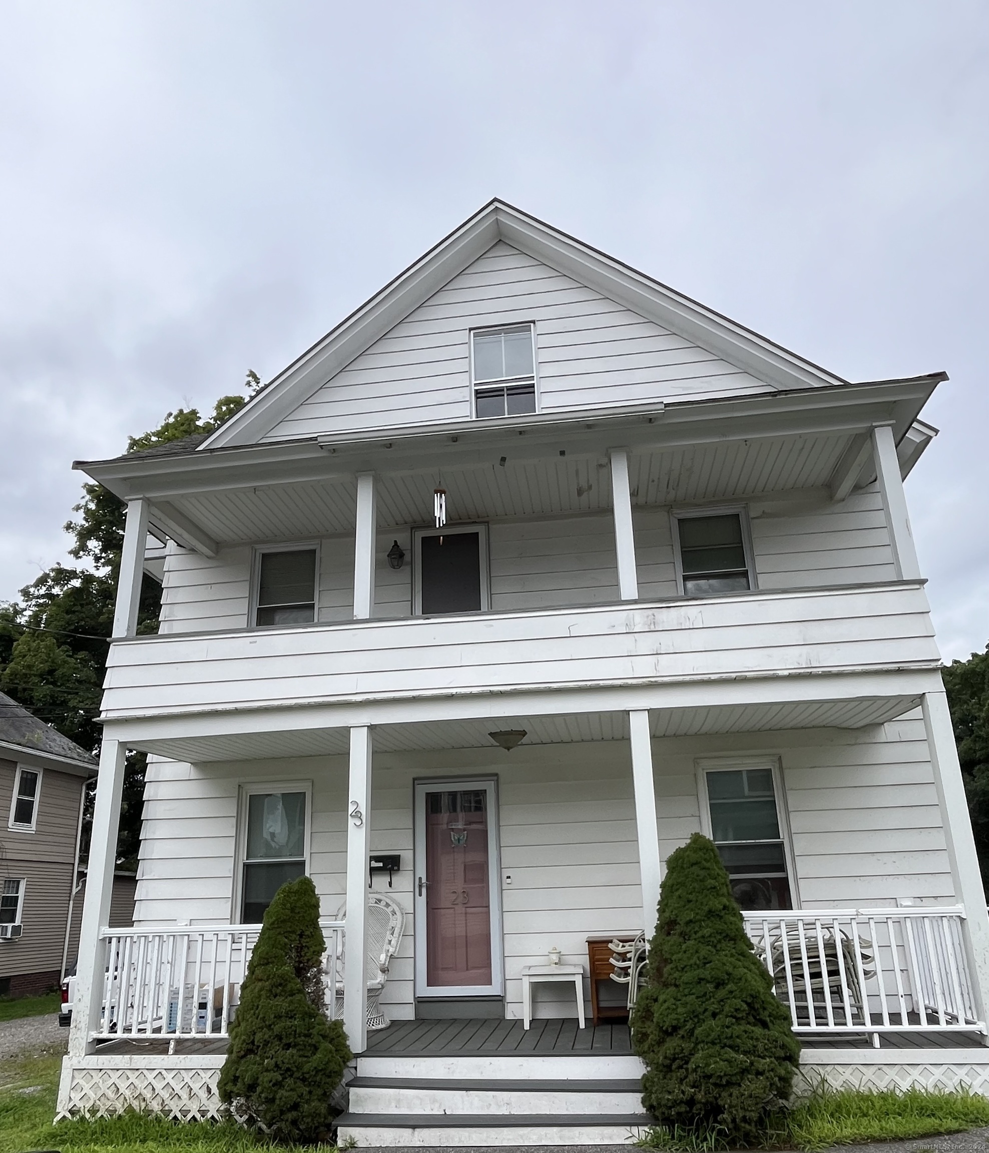 Grove Street, Torrington, Connecticut - 4 Bedrooms  
2 Bathrooms  
10 Rooms - 