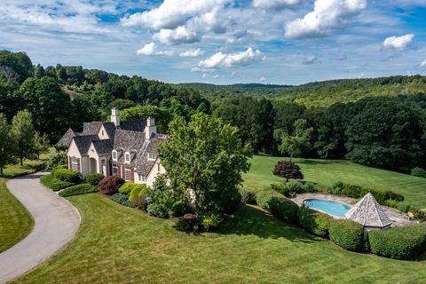 Photo of 370 Northrop Street, Bridgewater, CT 06752 (MLS # 24111140)