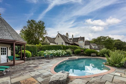 Tiny photo for 370 Northrop Street, Bridgewater, CT 06752 (MLS # 24111140)