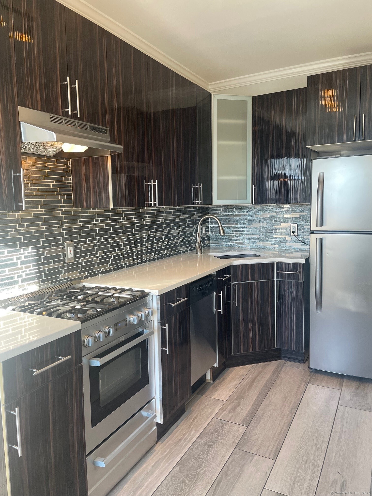 Greenwich, Connecticut 06830, United States, 2 Bedrooms Bedrooms, ,1 BathroomBathrooms,Residential,Active,130538