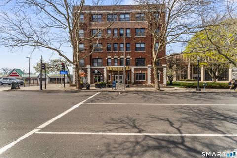 Condo For Sale - 881 Lafayette Boulevard #3K<br/> Bridgeport, CT 06604