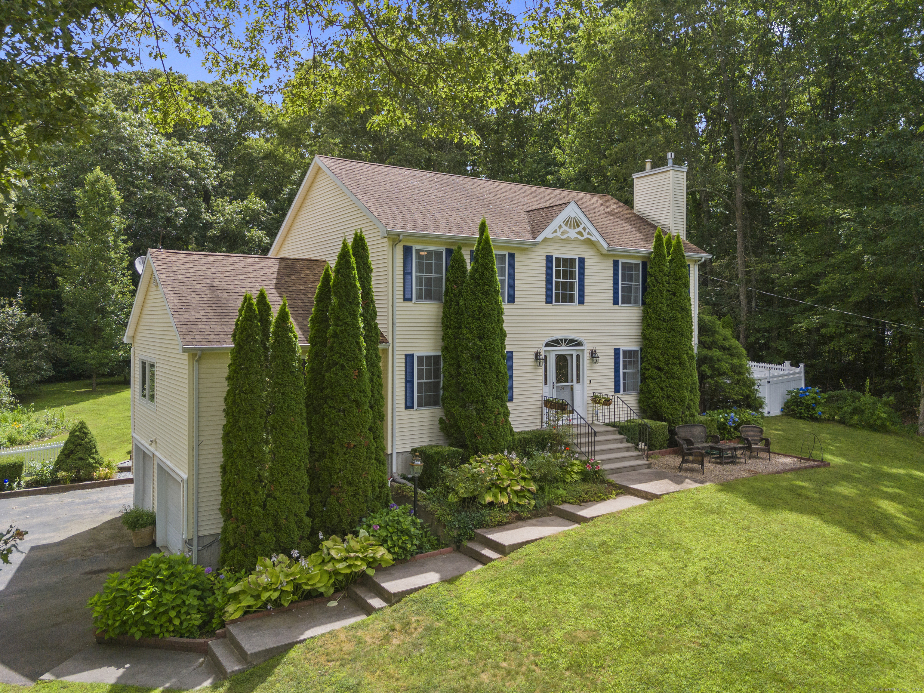 24 Tanglewood Drive