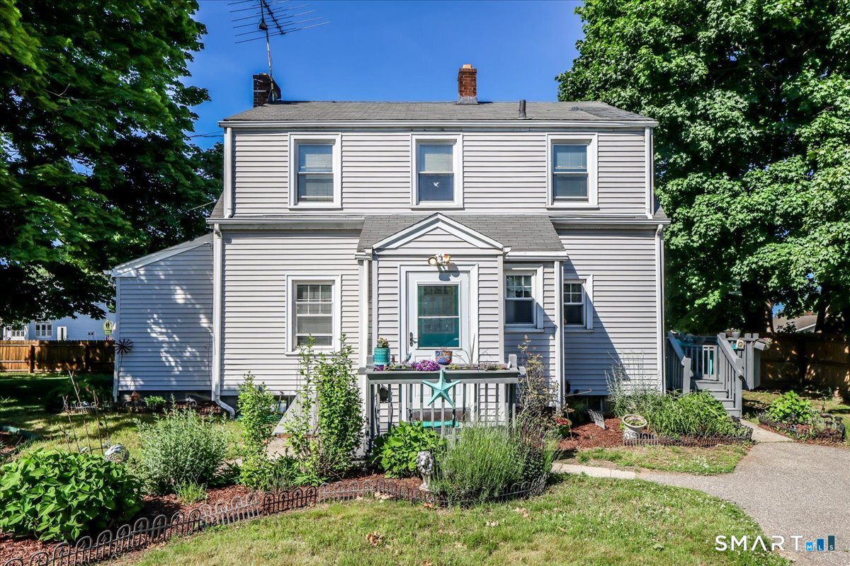 295 Nichols Avenue