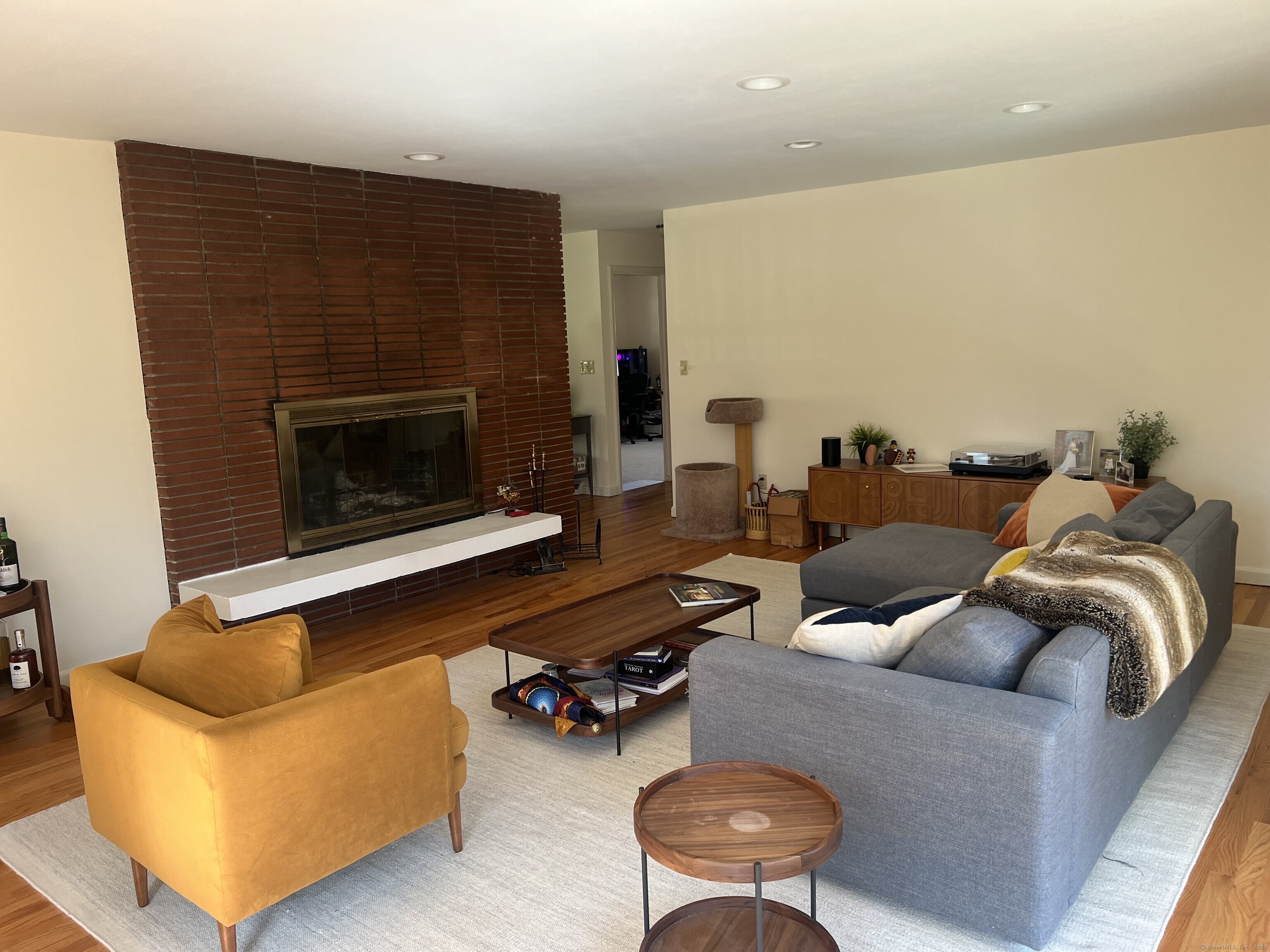 12 Fox Road, Trumbull, Connecticut image 6