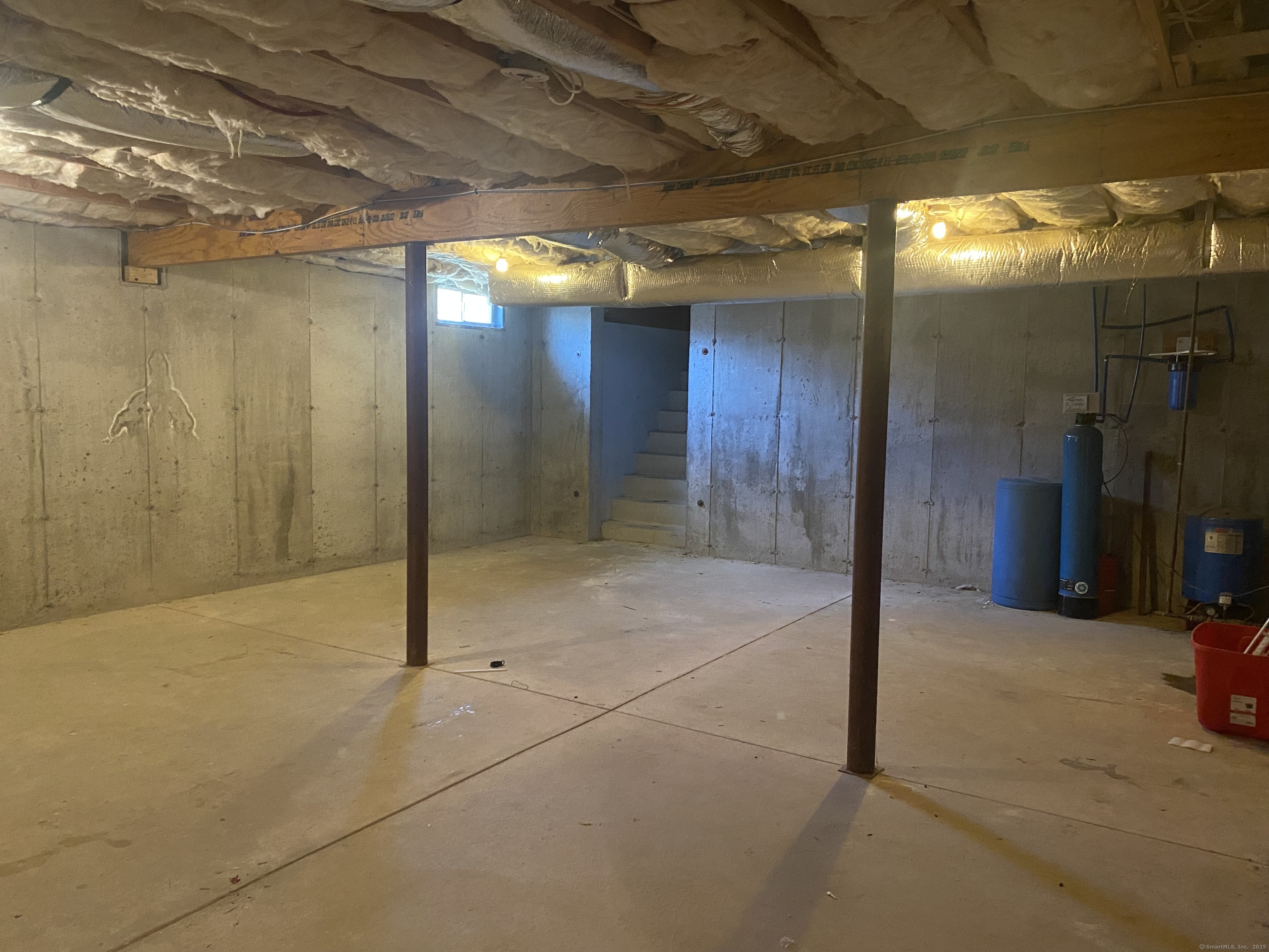 East Lyme, Connecticut 06357, United States, 3 Bedrooms Bedrooms, ,3 BathroomsBathrooms,Residential,Pending,2990