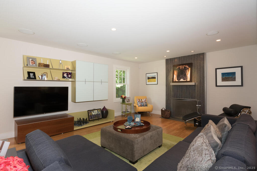 4 Berkeley Hill