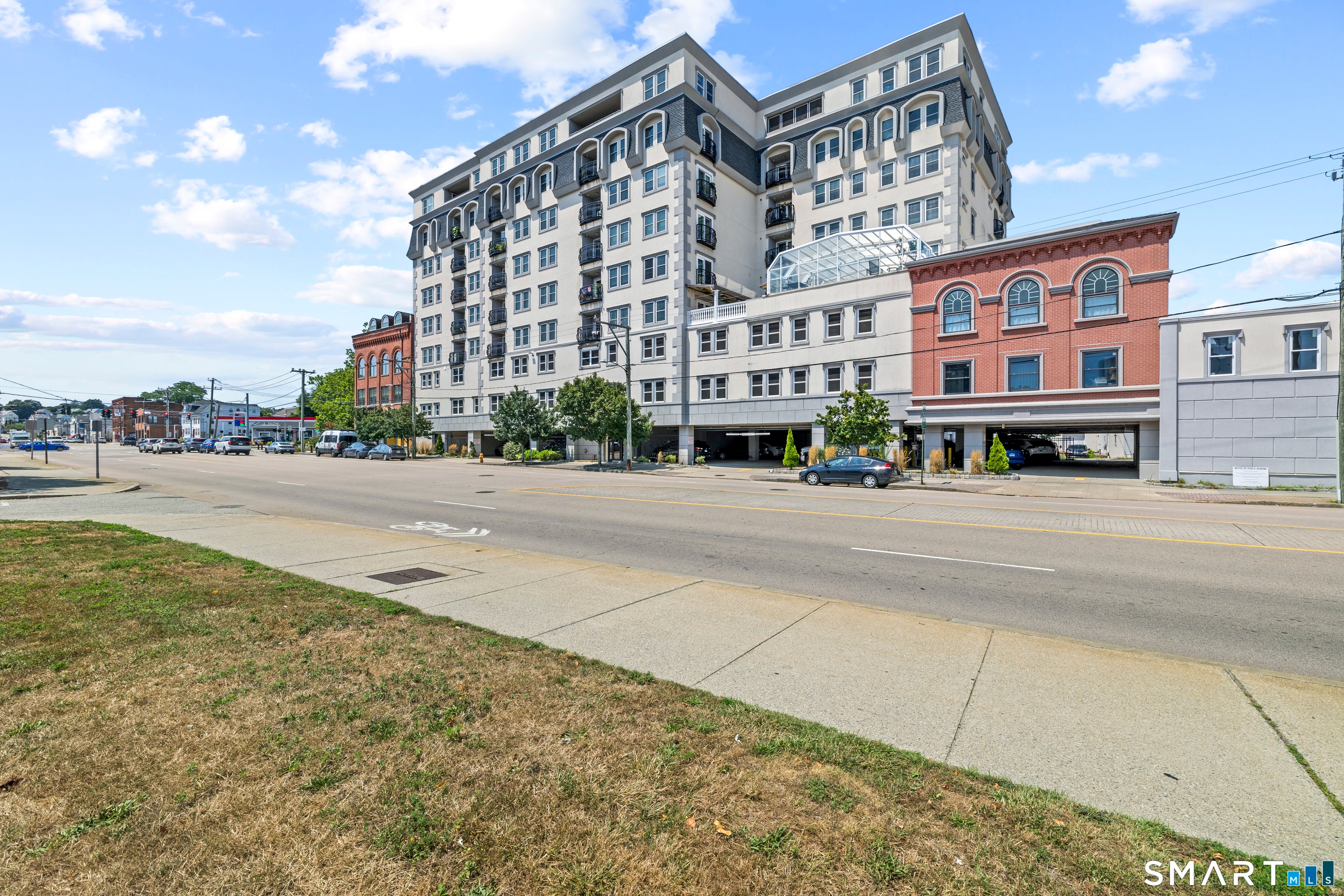 461 Bank Street 604