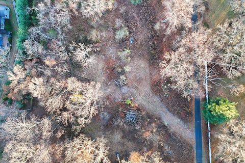 Tiny photo for 24 Burma Road, Woodbridge, CT 06525 (MLS # 24145898)