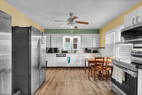 Tiny photo for 510 New Britain Avenue, Hartford, CT 06106 (MLS # 24157174)