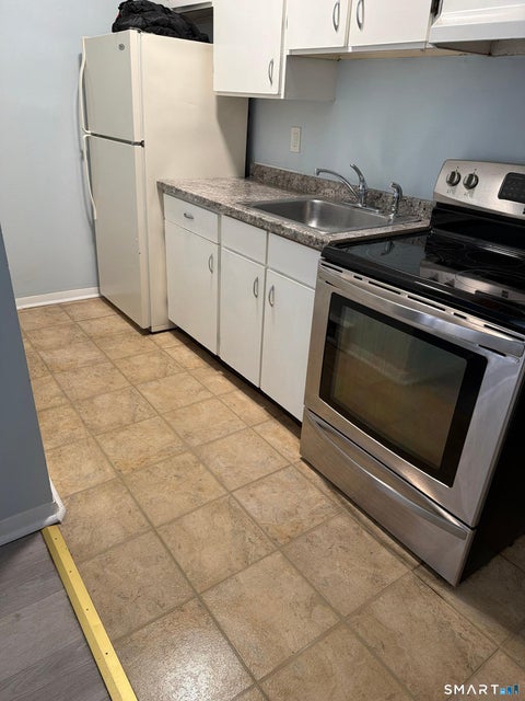 Tiny photo for 273 S Leonard Street #7, Waterbury, CT 06708 (MLS # 24215330)