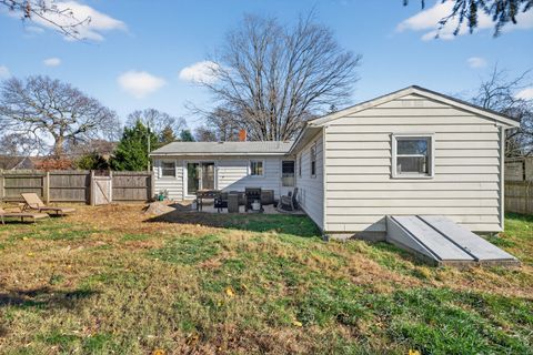 Tiny photo for 5 Robin Lane, Clinton, CT 06413 (MLS # 24142355)