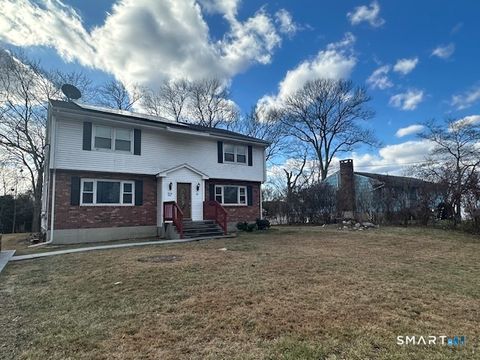 Photo of 92 Glenstone Road, Waterbury, CT 06705 (MLS # 24145652)