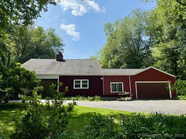 2 Barberry Lane