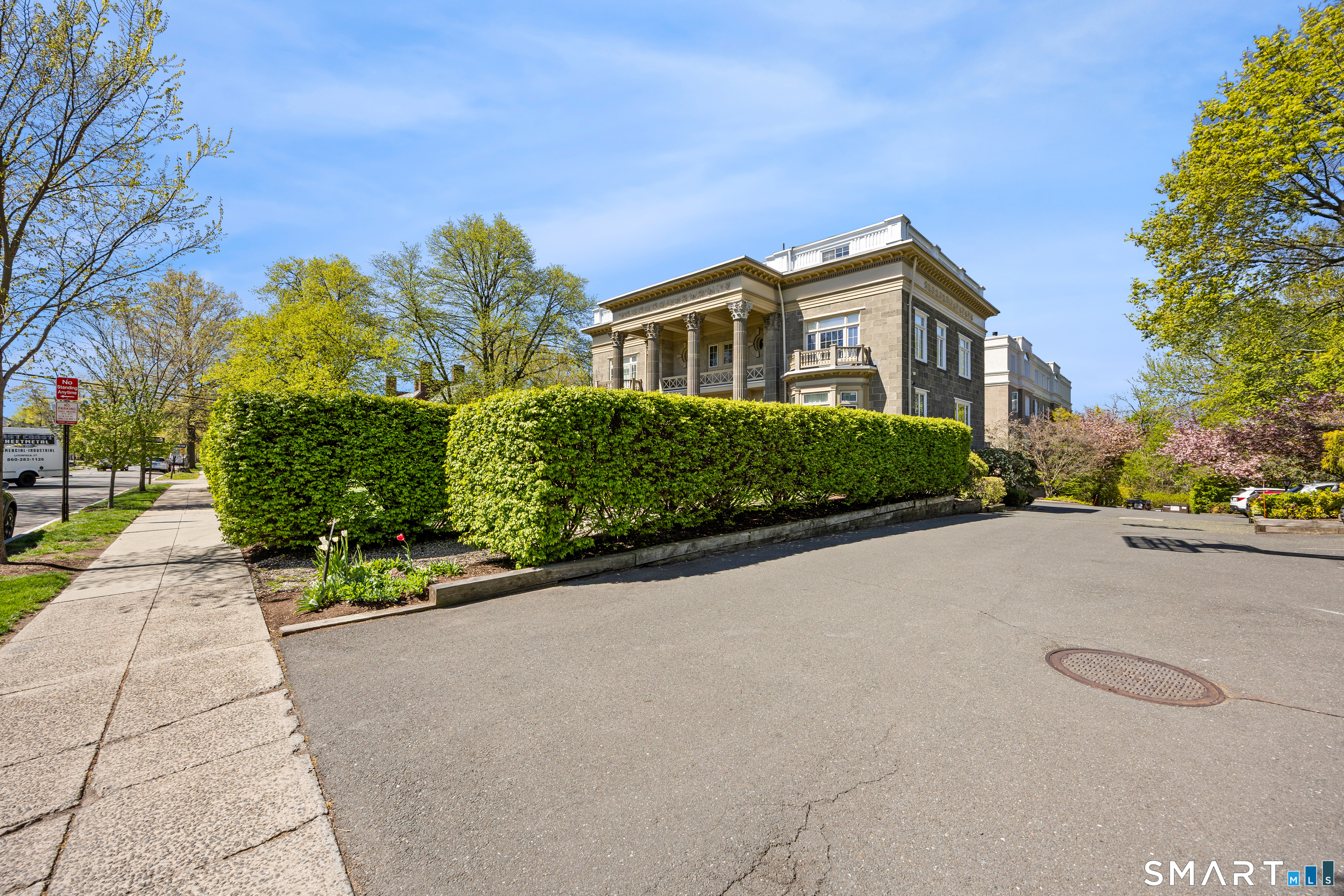 500 Prospect Street 3B