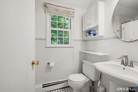 Tiny photo for 63 Oak Street, New Canaan, CT 06840 (MLS # 24194638)