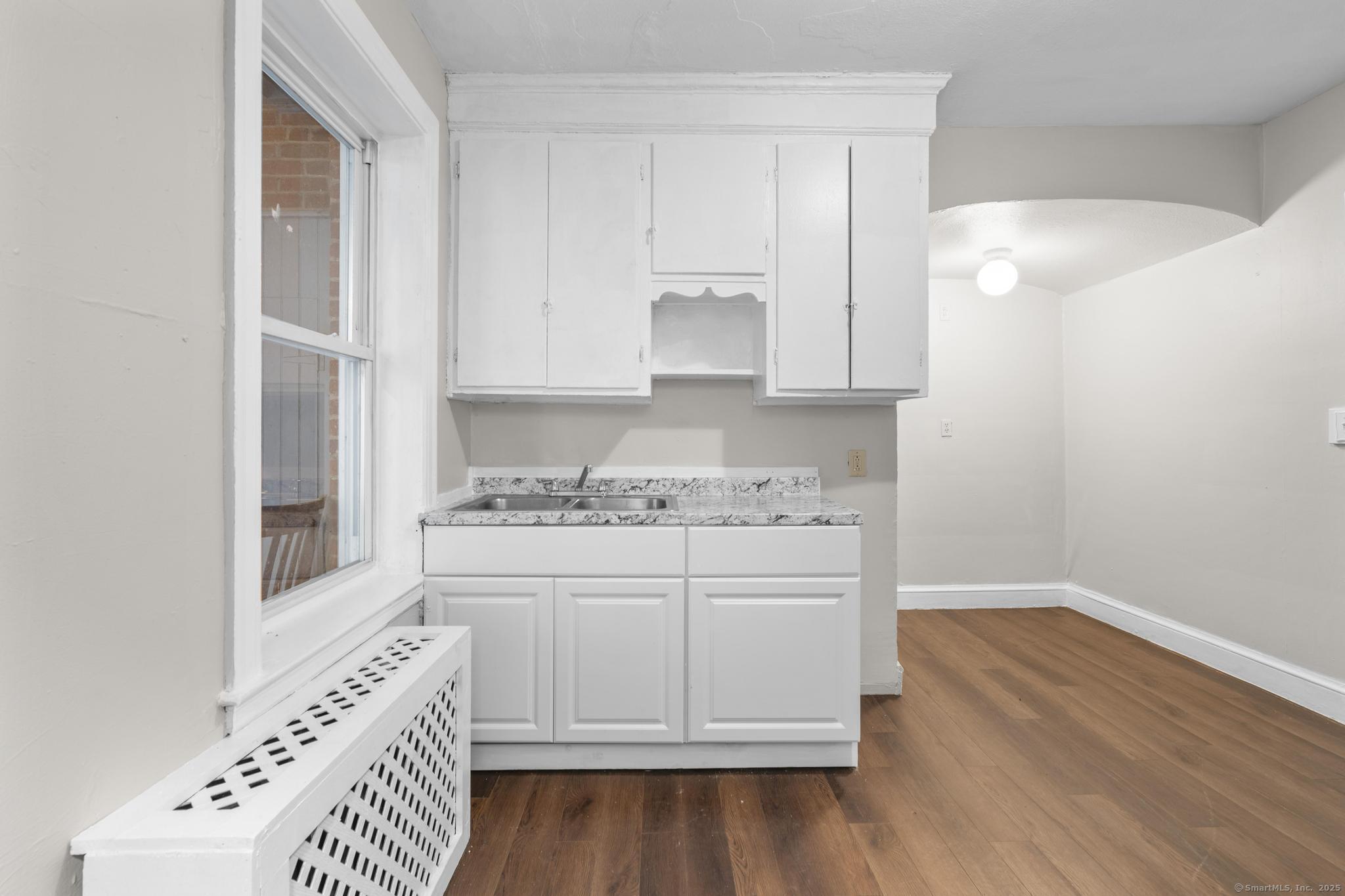 Hartford, Connecticut 06154, United States, 1 Bedroom Bedrooms, ,1 BathroomBathrooms,Residential,Active,144430