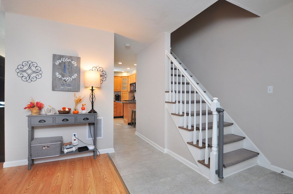 Photo of 30 Southgate Drive #30, Glastonbury, CT 06073 (MLS # 24131899)