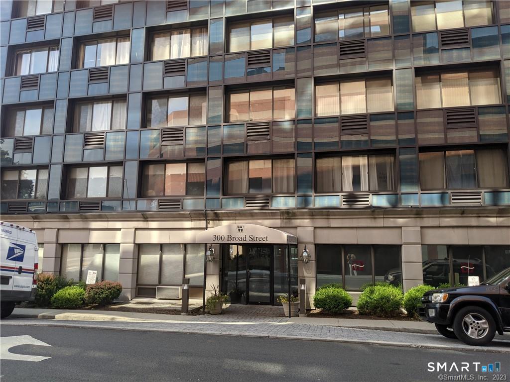 300 Broad Street 303