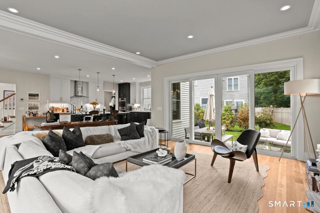 10 Argento Lane