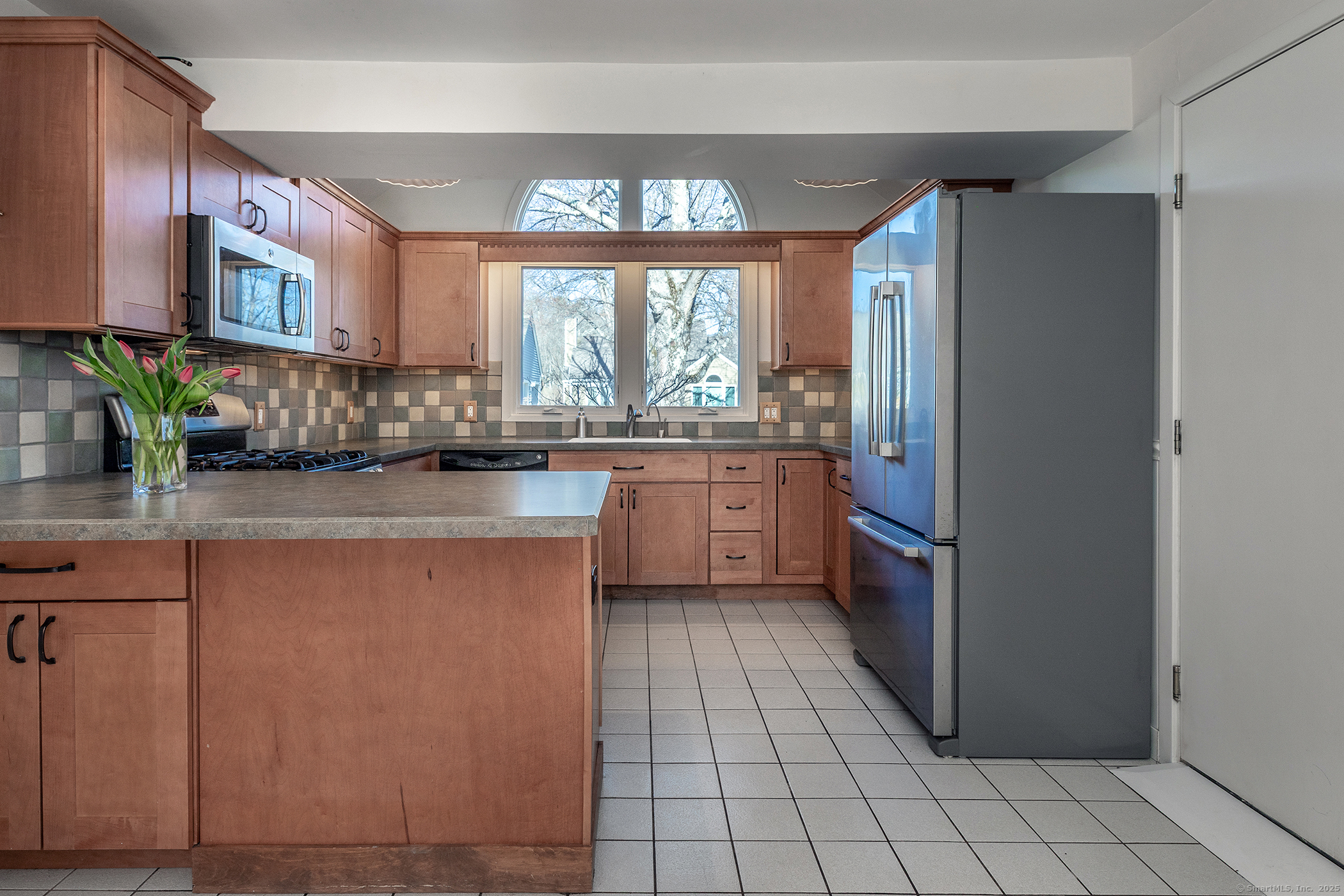 87 Canaan Road #APT 3H, Salisbury, Connecticut image 3