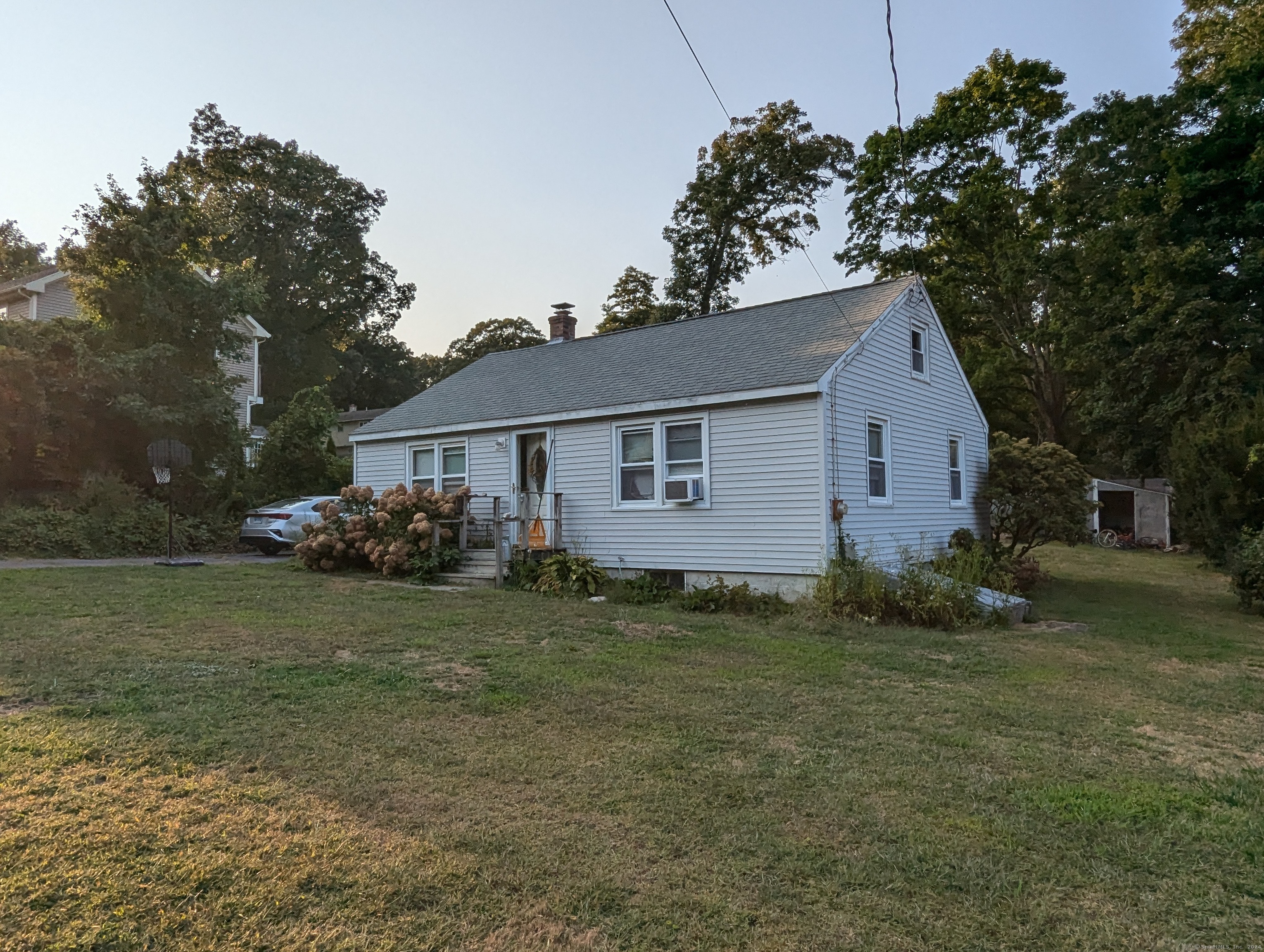 10 Rocky Ledge Drive, Clinton, Connecticut image 2