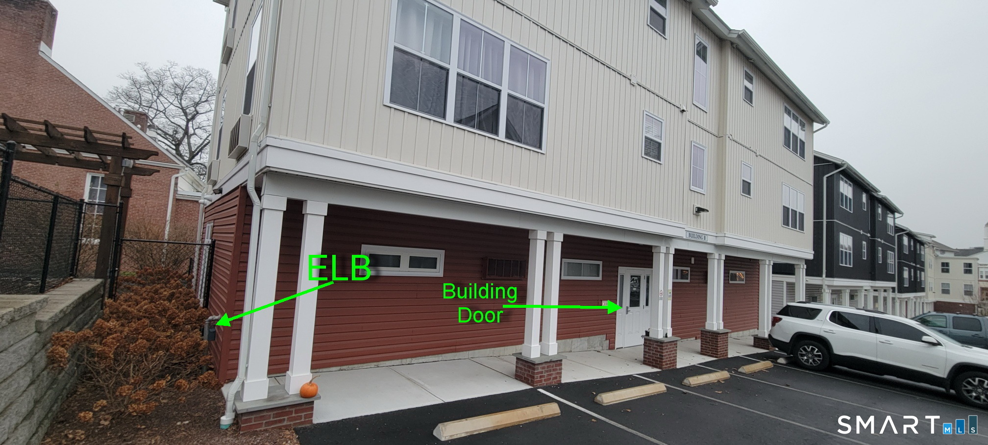 155 Greenwood Avenue B202