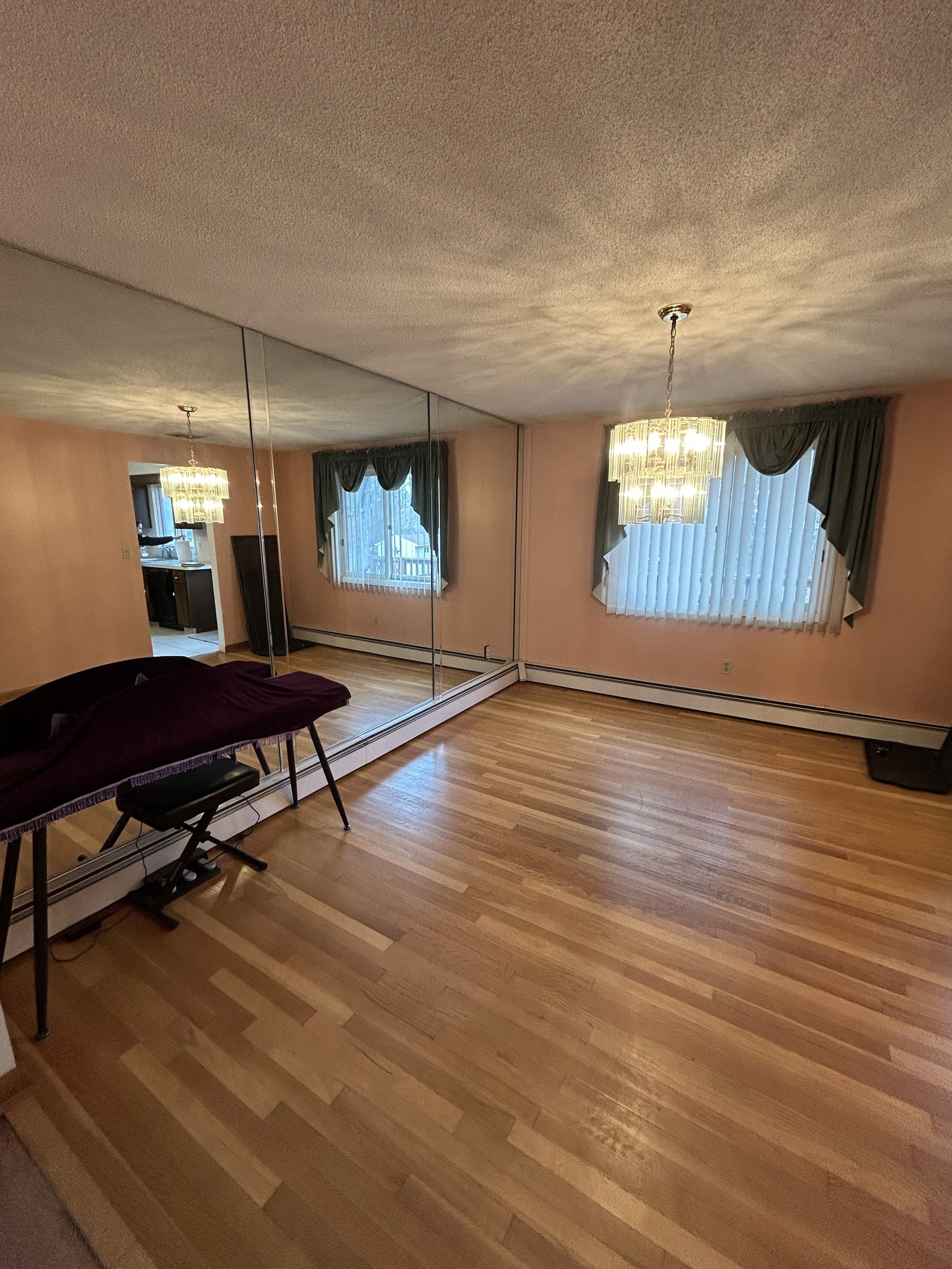 77 School House Road