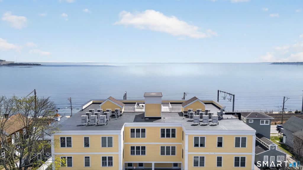 Photo of 185 Main Street #202, East Lyme, CT 06357 (MLS # 24168593)