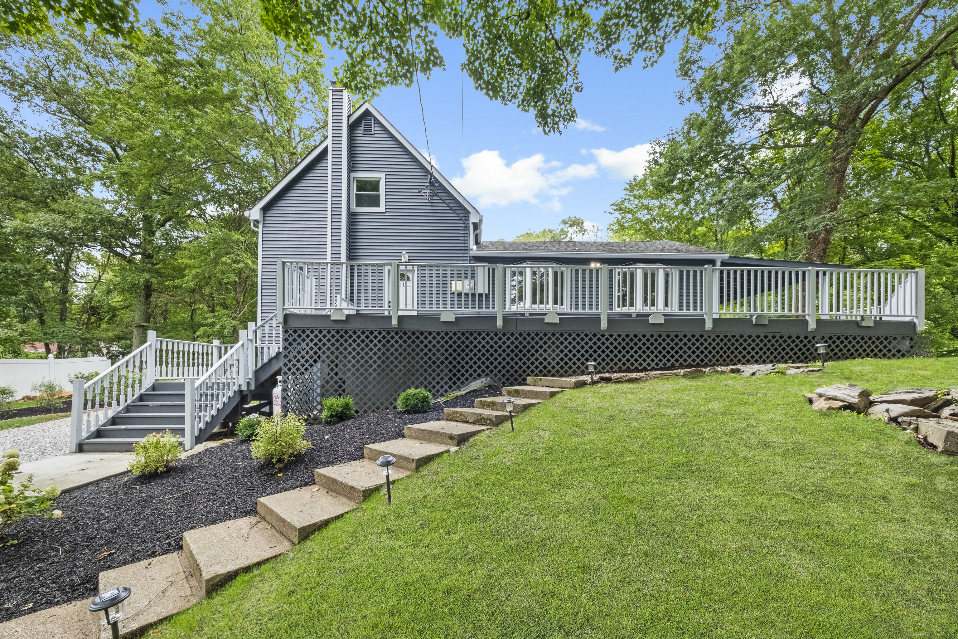 11 Sunset Boulevard, Carmel, New York image 2