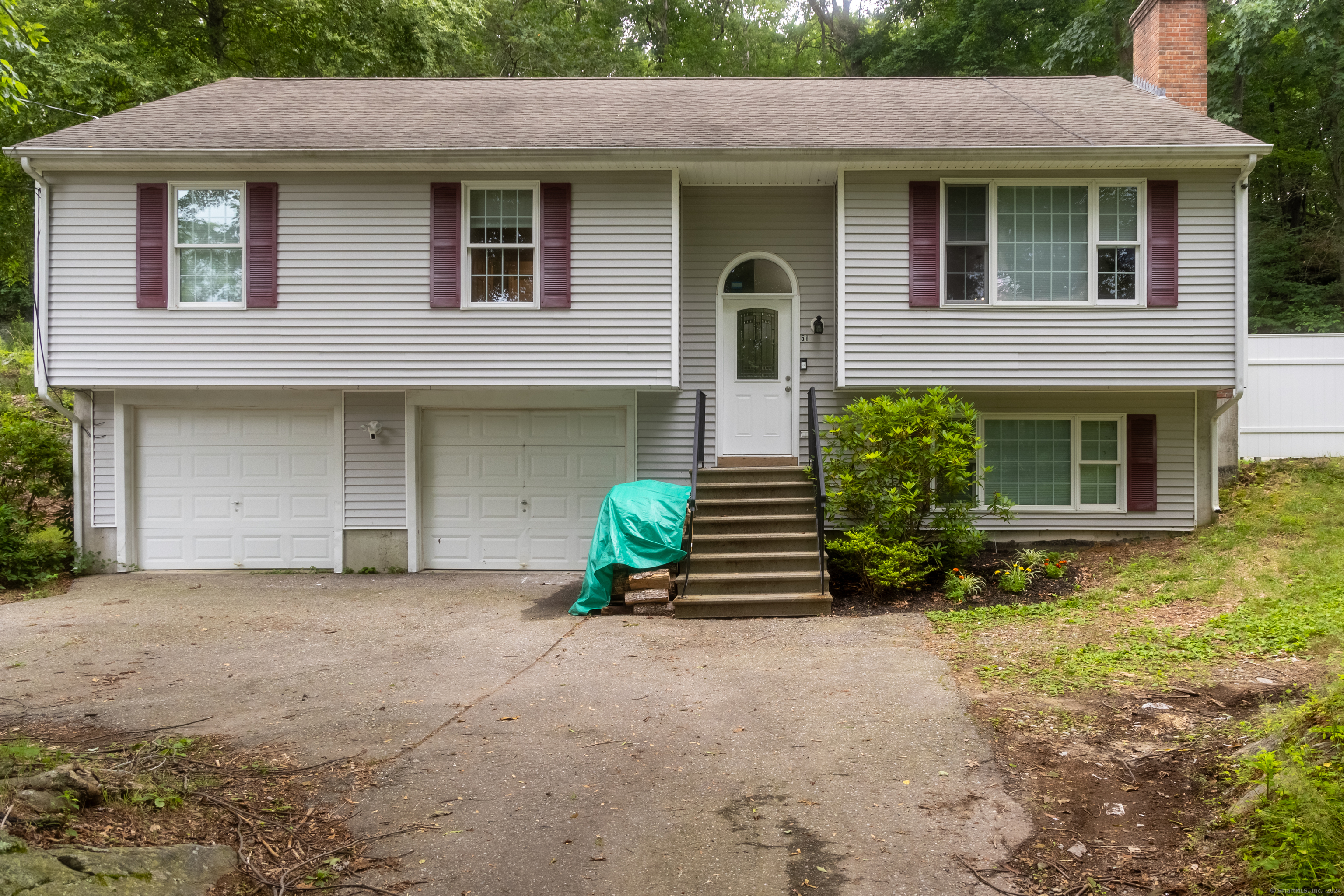 Property for Sale at 51 Starr Street, Norwich, Connecticut - Bedrooms: 3 
Bathrooms: 2 
Rooms: 7  - $349,900