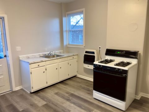 Tiny photo for 635 Third Avenue #2nd floor, West Haven, CT 06516 (MLS # 24169052)