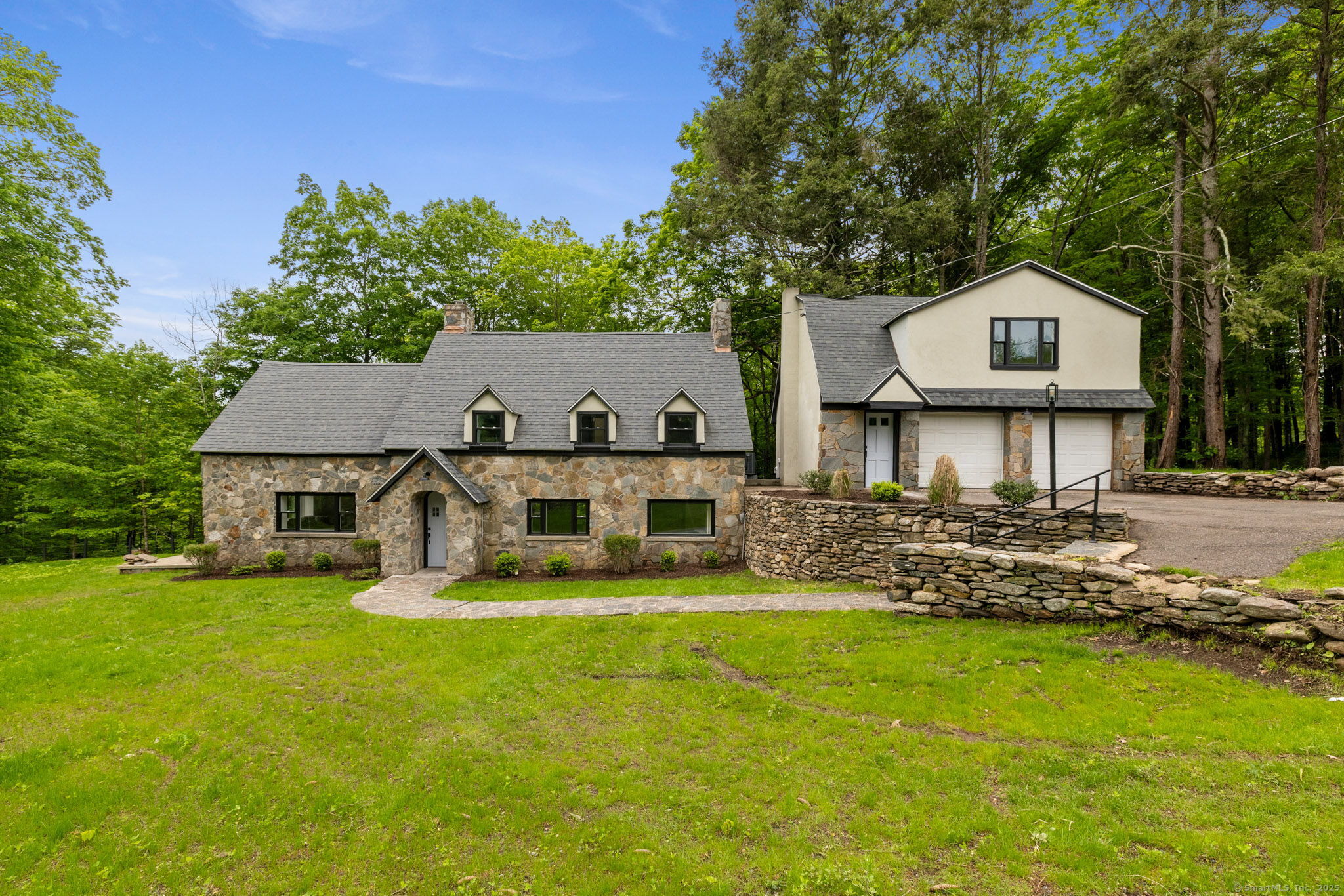 Property for Sale at Long Hill Road, Andover, Connecticut - Bedrooms: 4 
Bathrooms: 4 
Rooms: 7  - $499,000