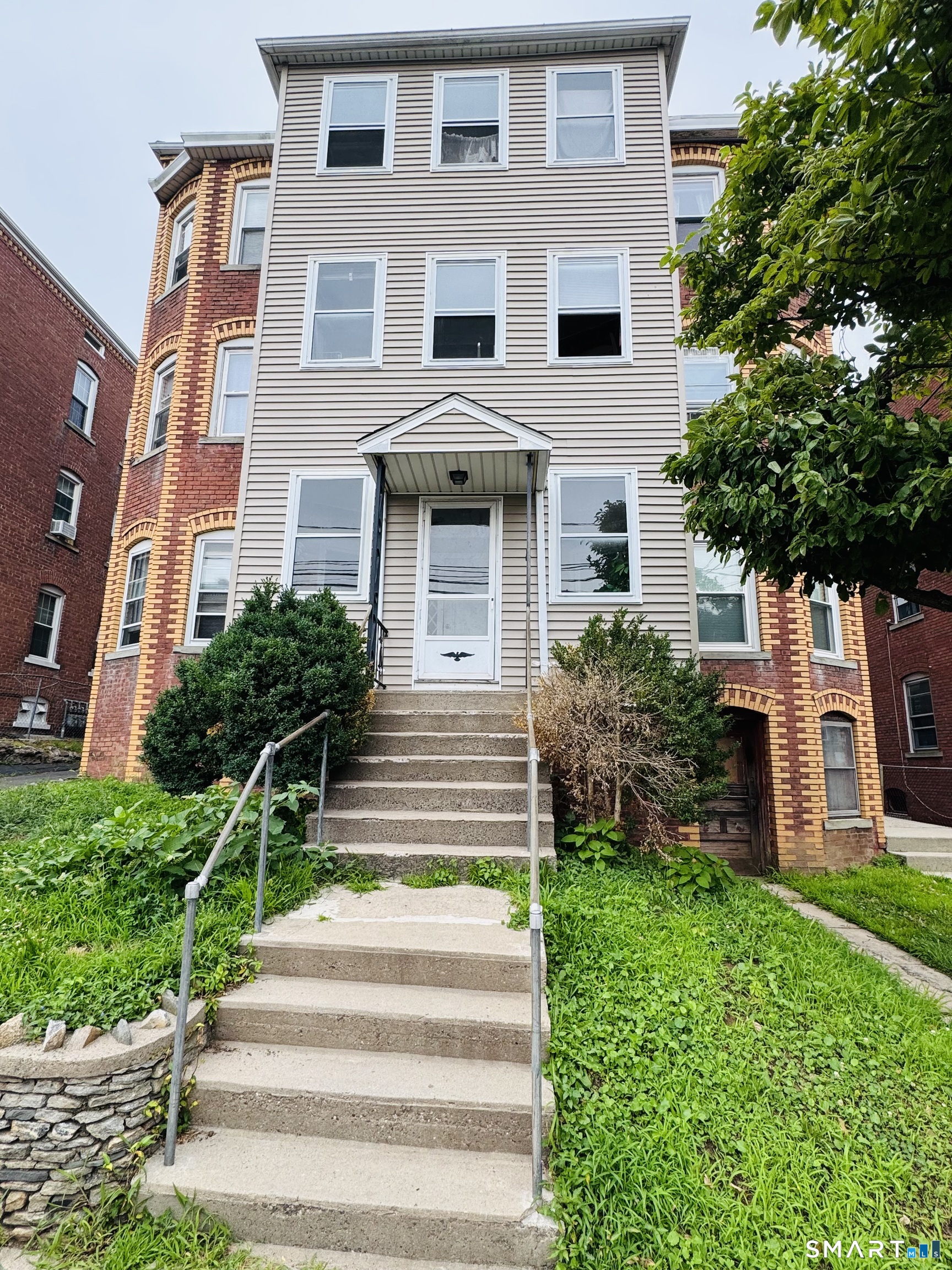 Photo 1 of 6 — 31 Lyman Street, New Britain, CT 06053