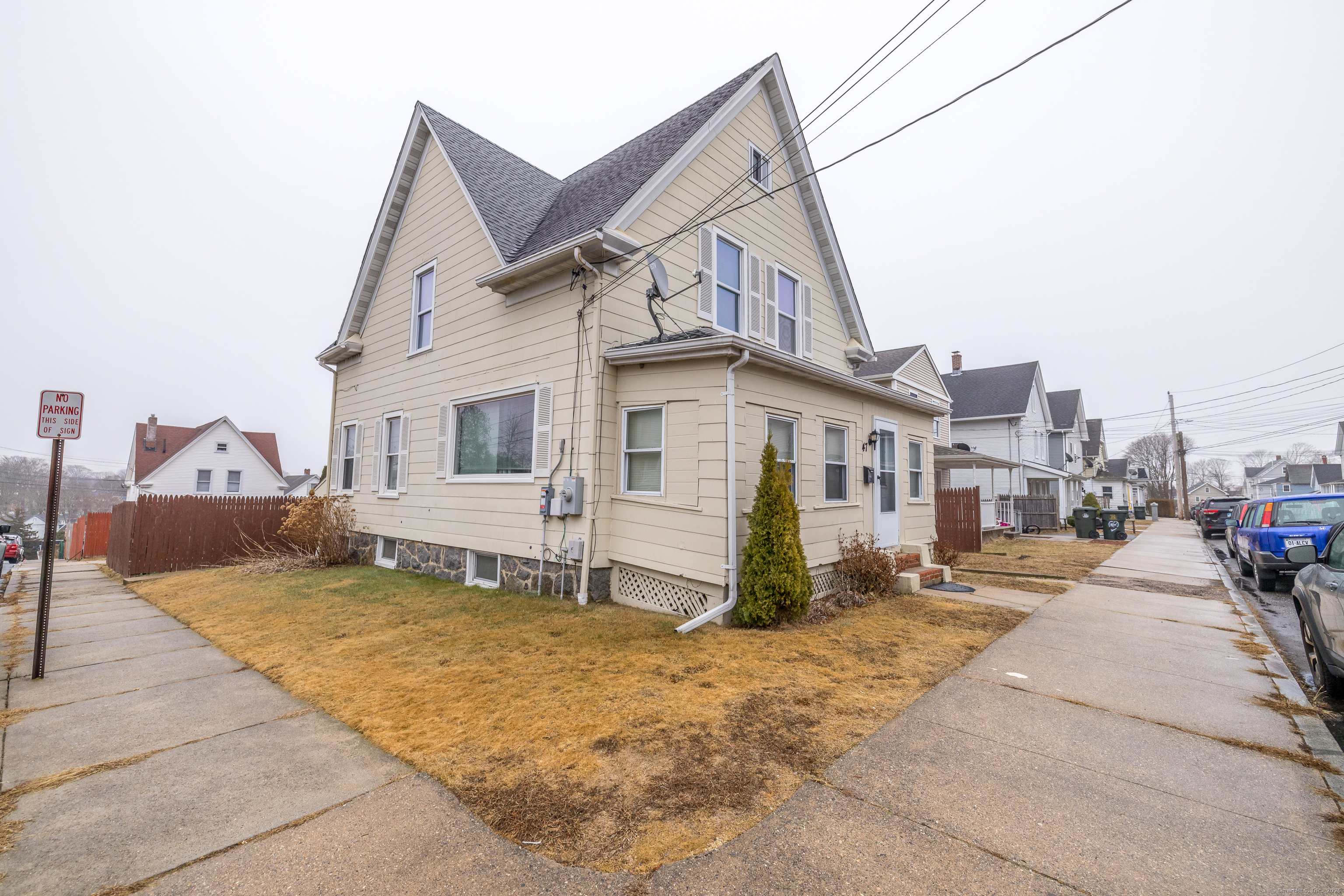47 Summer Street, New London, Connecticut image 2